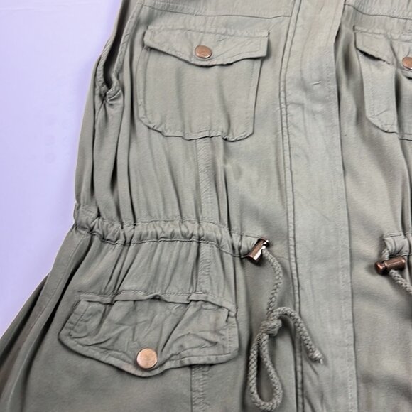 Chocolate Green Utility Hooded Vest - Picture 5 of 9